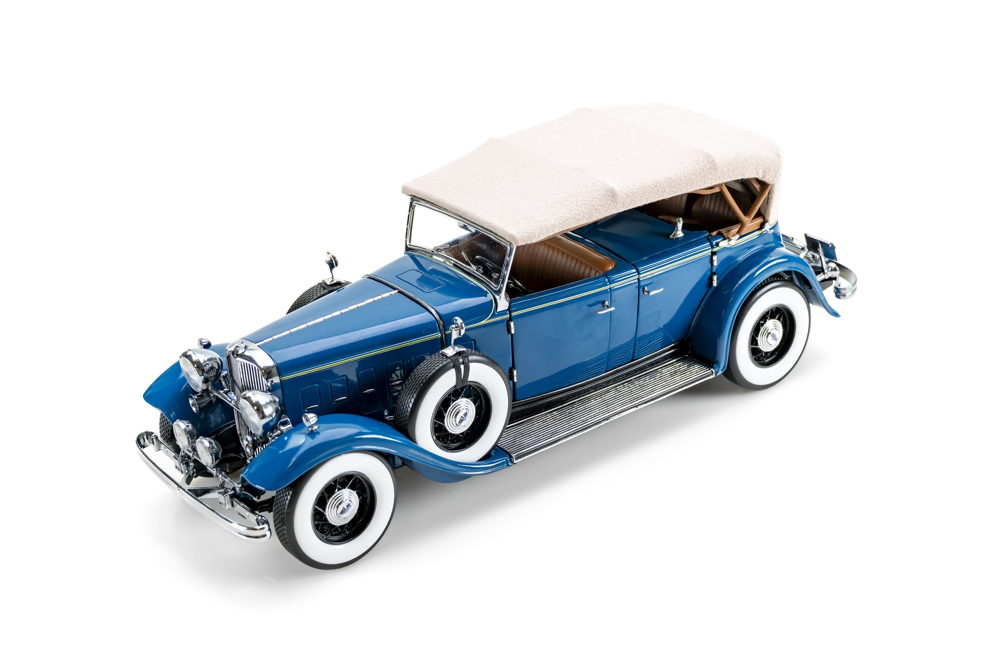 Ford Lincoln KB 1932 | Modelsnavigator.com
