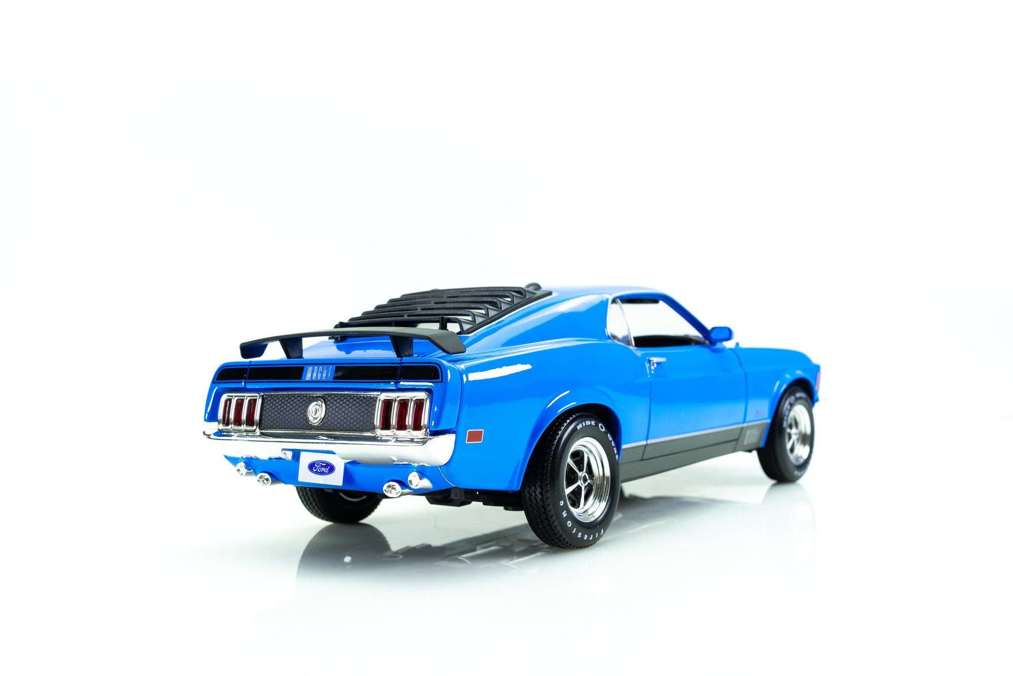 Ford Mustang MACH 1, blue/black, 1970 | Modelsnavigator.com