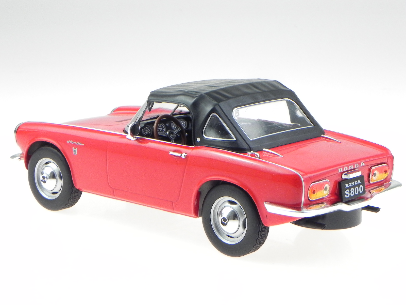 HONDA - S800 SPIDER SOFT-TOP CLOSED 1966 - RED