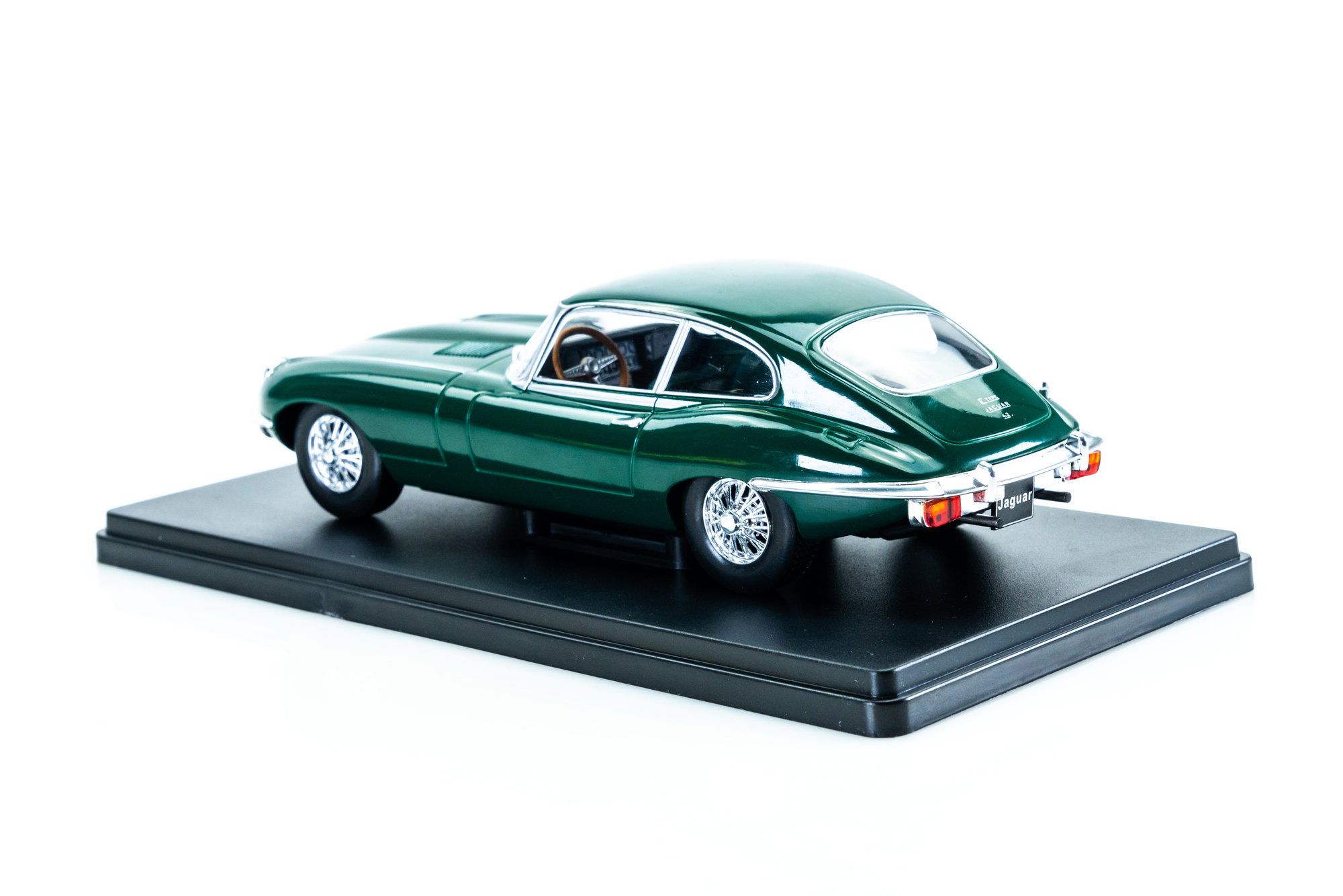 Tecno Models ジャガー E-Type ロードカー　濃緑 M6009JaguarE-typeRoadster1-