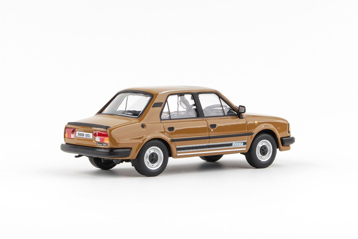 Skoda 120L (1984) - Tobacco | Modelsnavigator.com