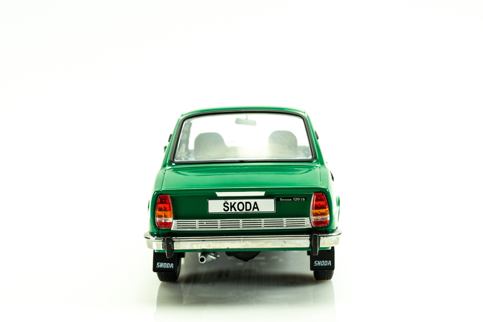 Škoda 120L ミニカー 10台セット 1/72 SKODA - 120LS 1979 green | Modelsnavigator.com