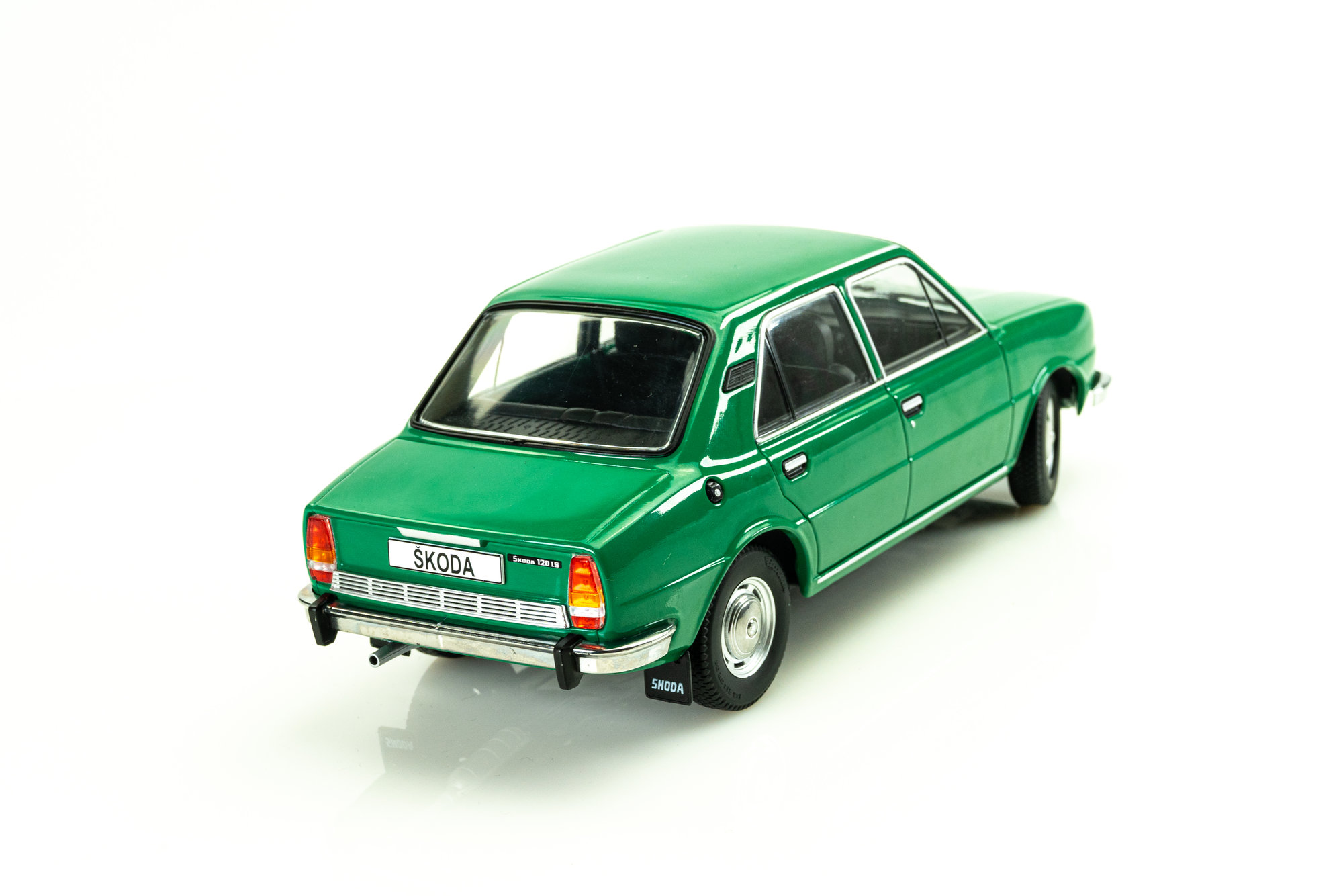 Škoda 120L ミニカー 10台セット 1/72 Škoda 120L ミニカー 10台セット 1/72 - メルカリ