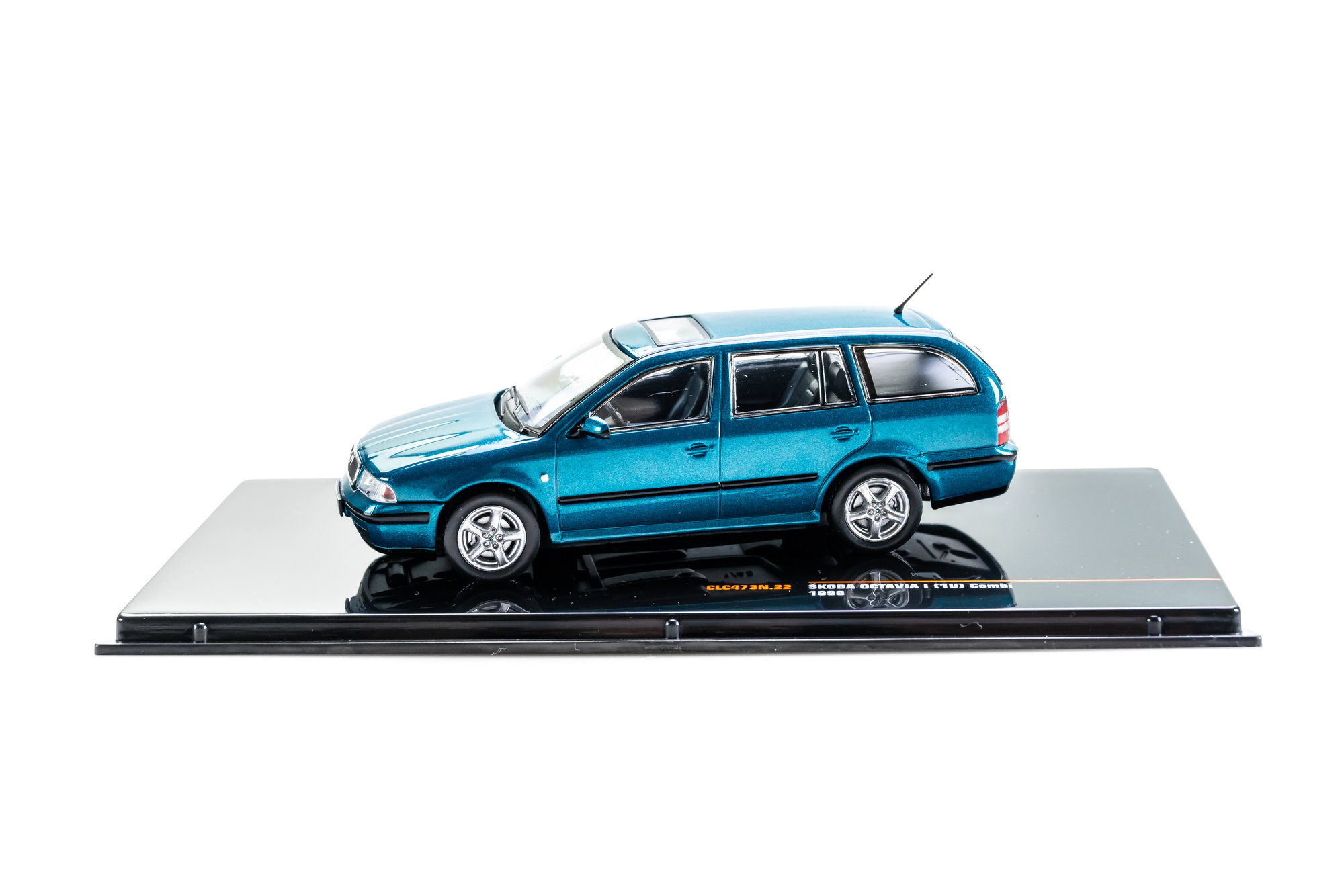 Škoda Octavia ① ミニカー 9台セット 1/72 Škoda Octavia ① ミニカー 9台セット 1/72 Škoda Octavia ①