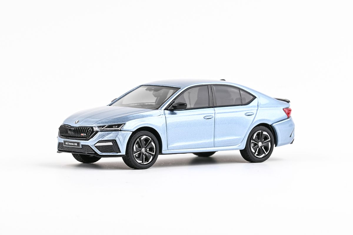 Miniature Skoda Octavia IV RS 2020 – Bleu Clair – Échelle 1/43 – Abrex