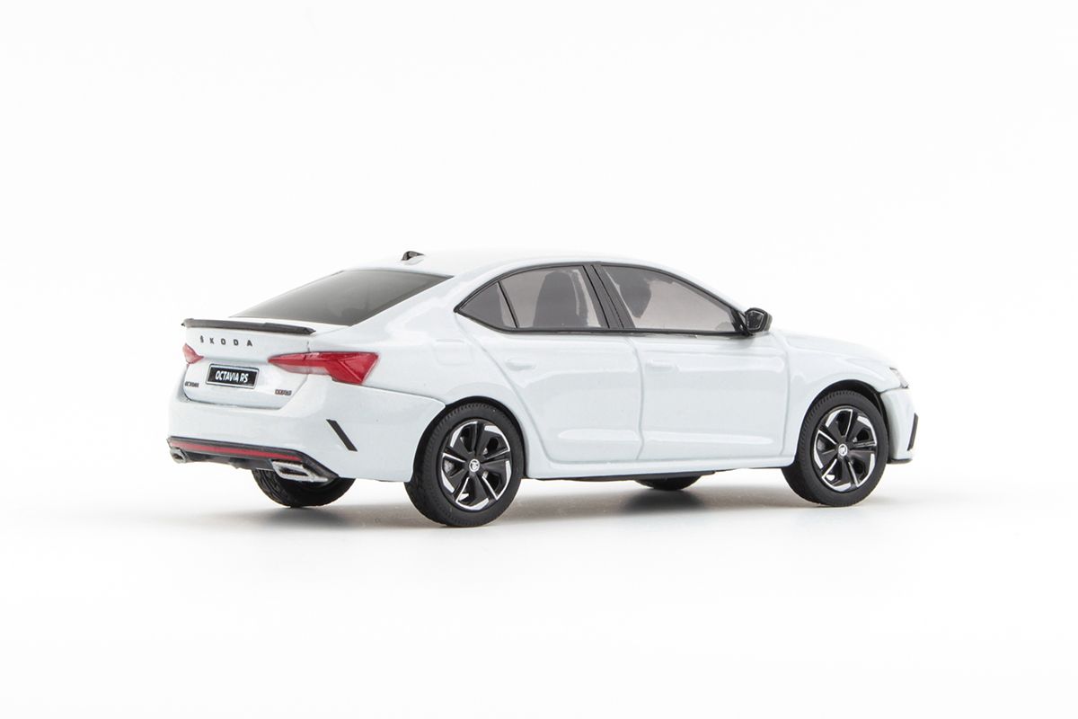 Skoda Octavia IV RS (2020) 1:43 - White Moon Metallic