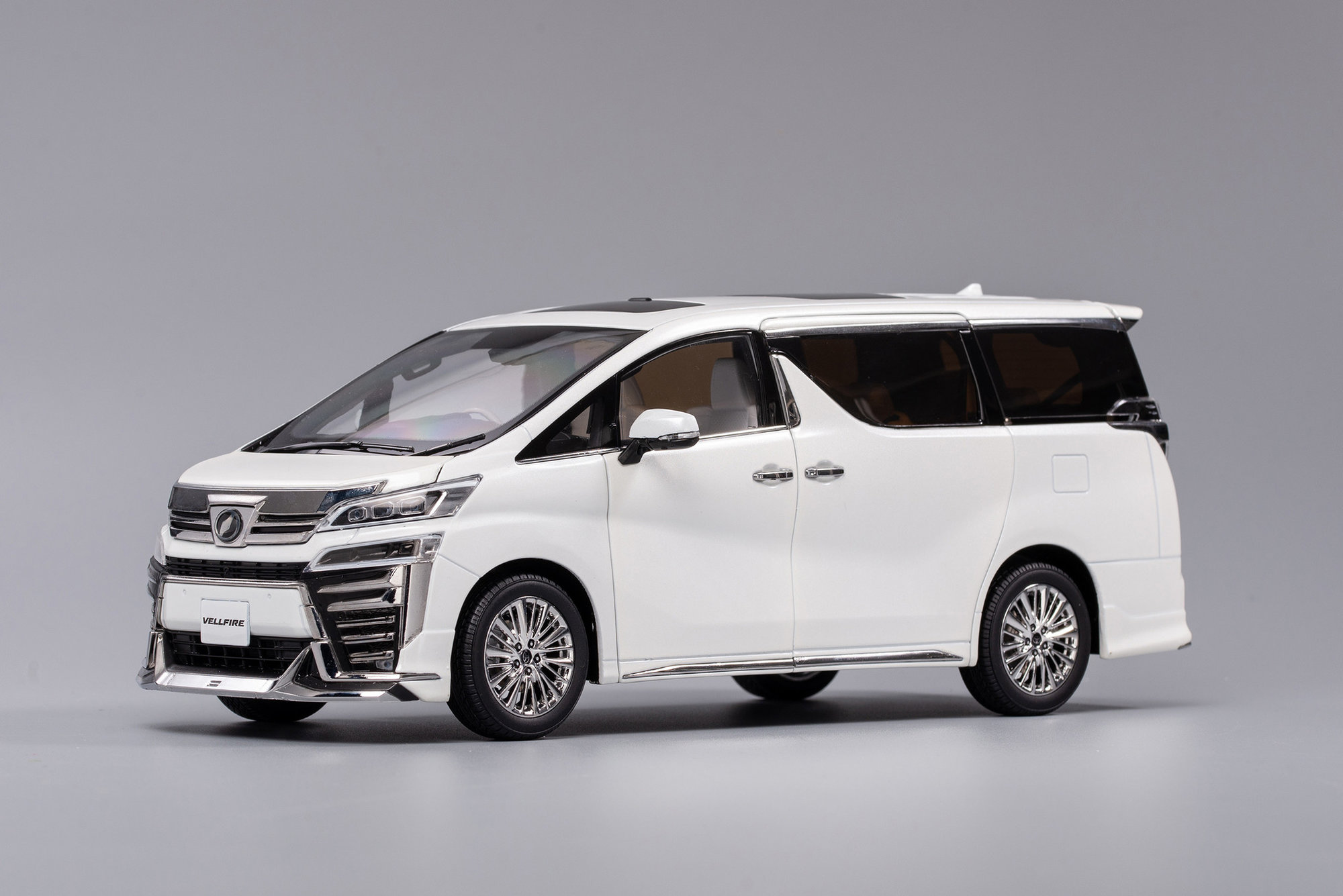 割引クーポン TOYOTA VELLFIRE VAN 2020 White | Modelsnavigator.com 乗用車