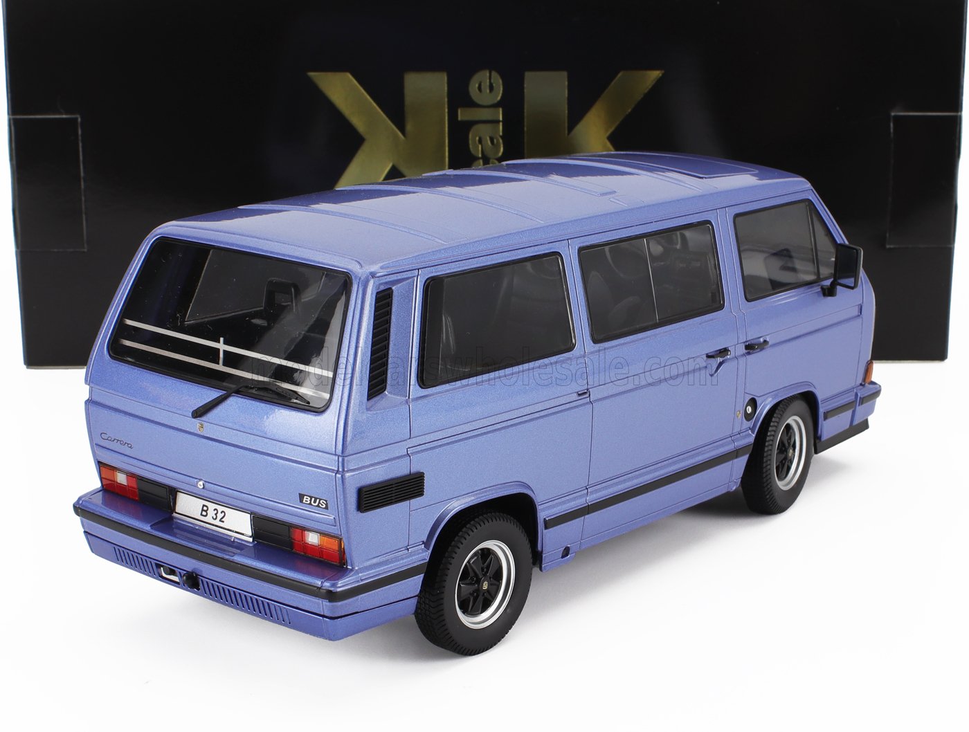 ポルシェ B32 VW T3 ヴァナゴン OTTO mobile 1/18 ポルシェ B32 VW T3 ヴァナゴン OTTO mobile 1/18 - メルカリ