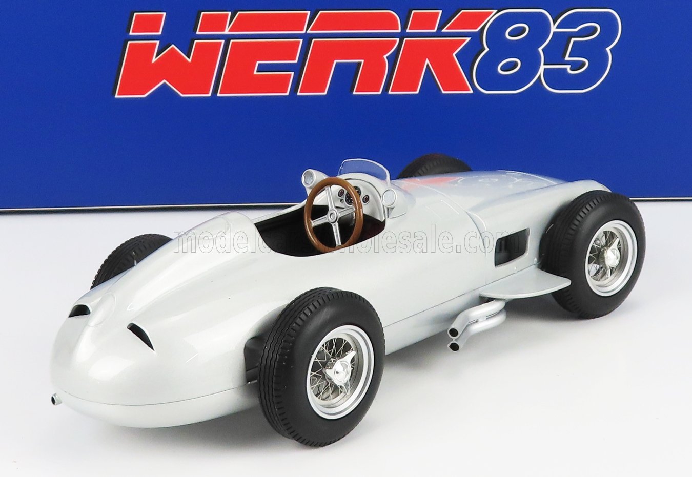 CMC 1/18 Mercedes-Benz W196R 1954/55 Streamliner body | eBay