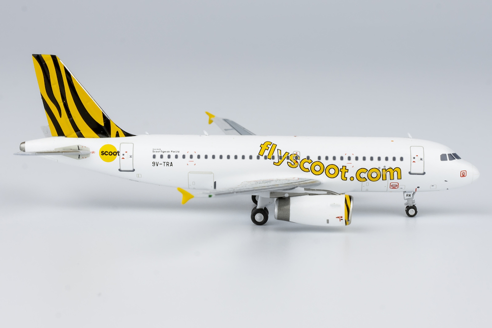 ユーロウイングス航空 Aviationtag A319-100 ユーロウイングス航空 Aviationtag A319-100 ユーロウイングス