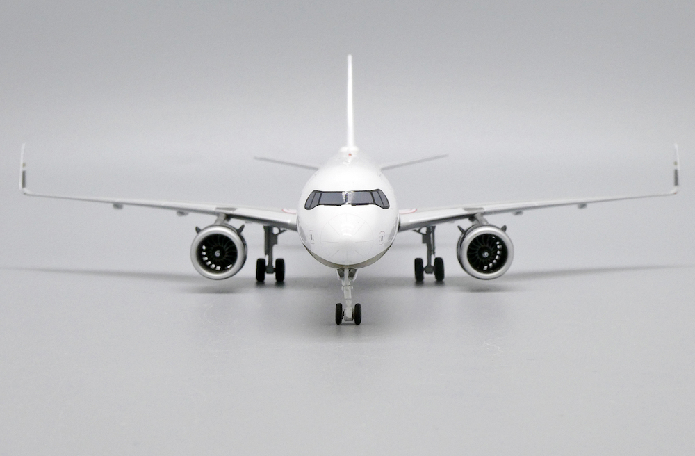 Airbus A321neo Starlux | Modelsnavigator.com