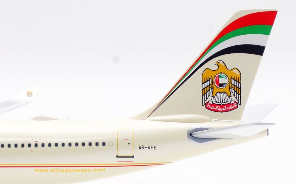 Airbus A330-300 Etihad Airways | Modelsnavigator.com Airbus A330-300 Etihad Airways | Modelsnavigator.com