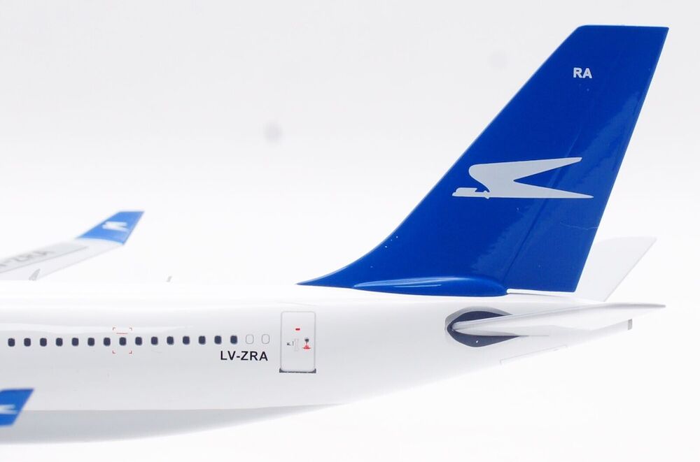 GULF AIR エアプレーンモデル　希少　Airbus A340 1/200 Gulf Air - A340-300 - (1:200) | Bader Models