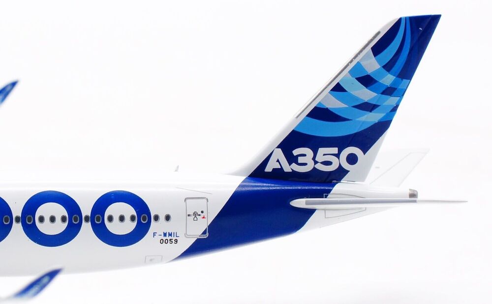 Airbus A350-1000 Qantas 'Longrangeleader' | Modelsnavigator.com