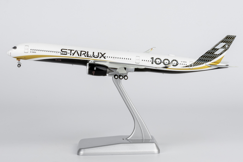 Airbus A350-1000 Starlux Airlines ULTIMATE | Modelsnavigator.com
