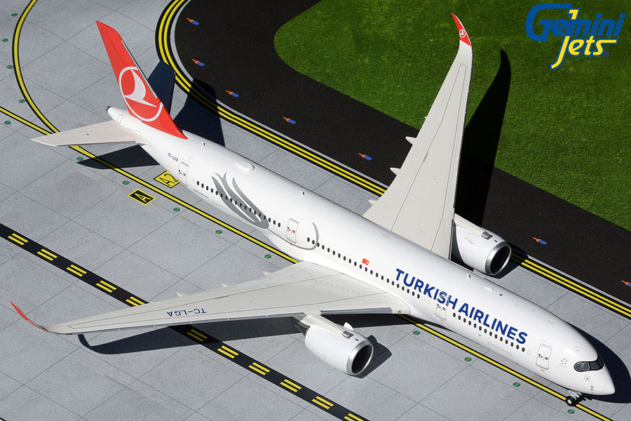 Daron SkyMarks Turkish A350-900 TC-LGJ 1/200, Aircraft