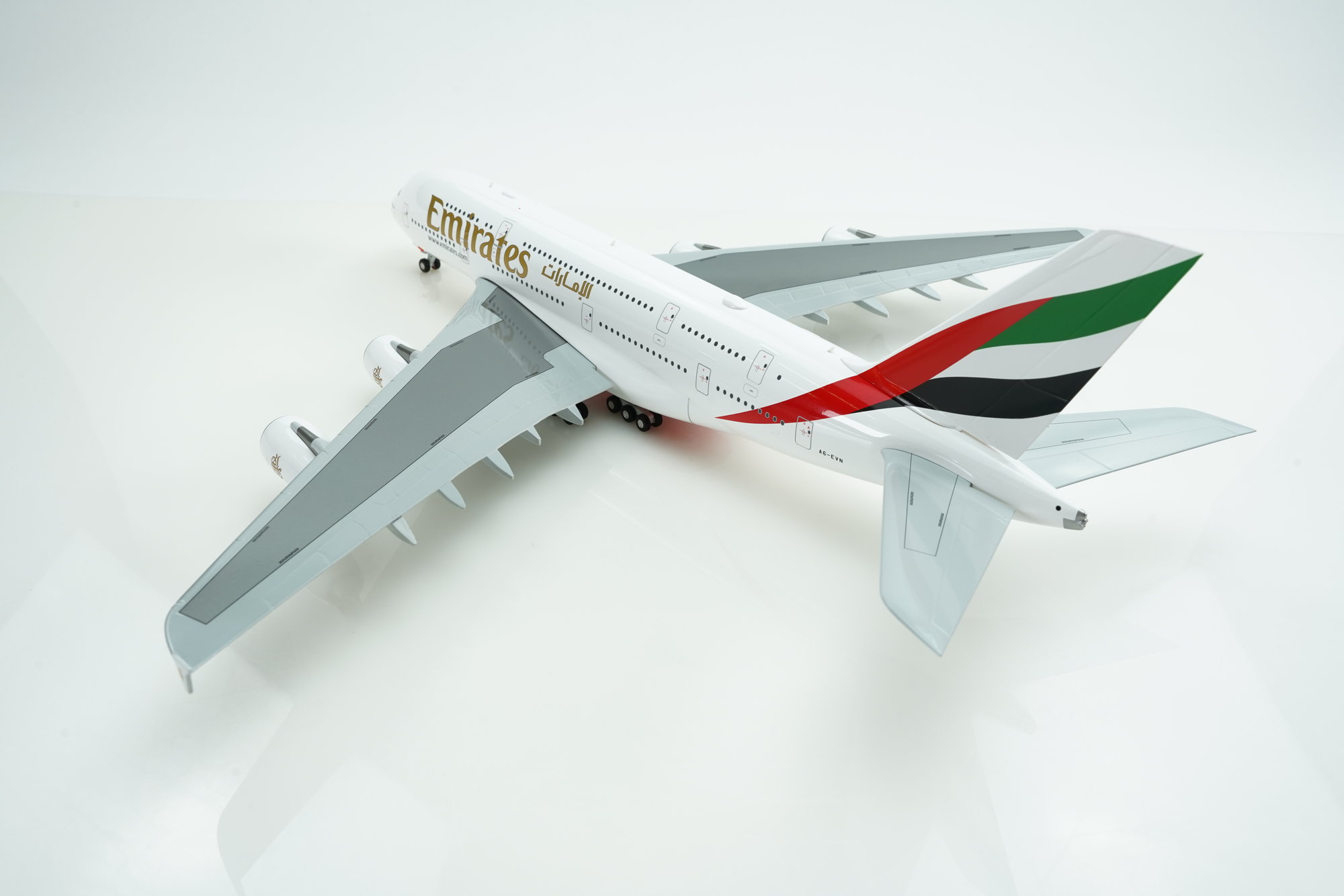 航空機・ヘリコプター Emirates Airbus A380-800 1:200 航空機・ヘリコプター Emirates Airbus A380-800 1:200 Emirates
