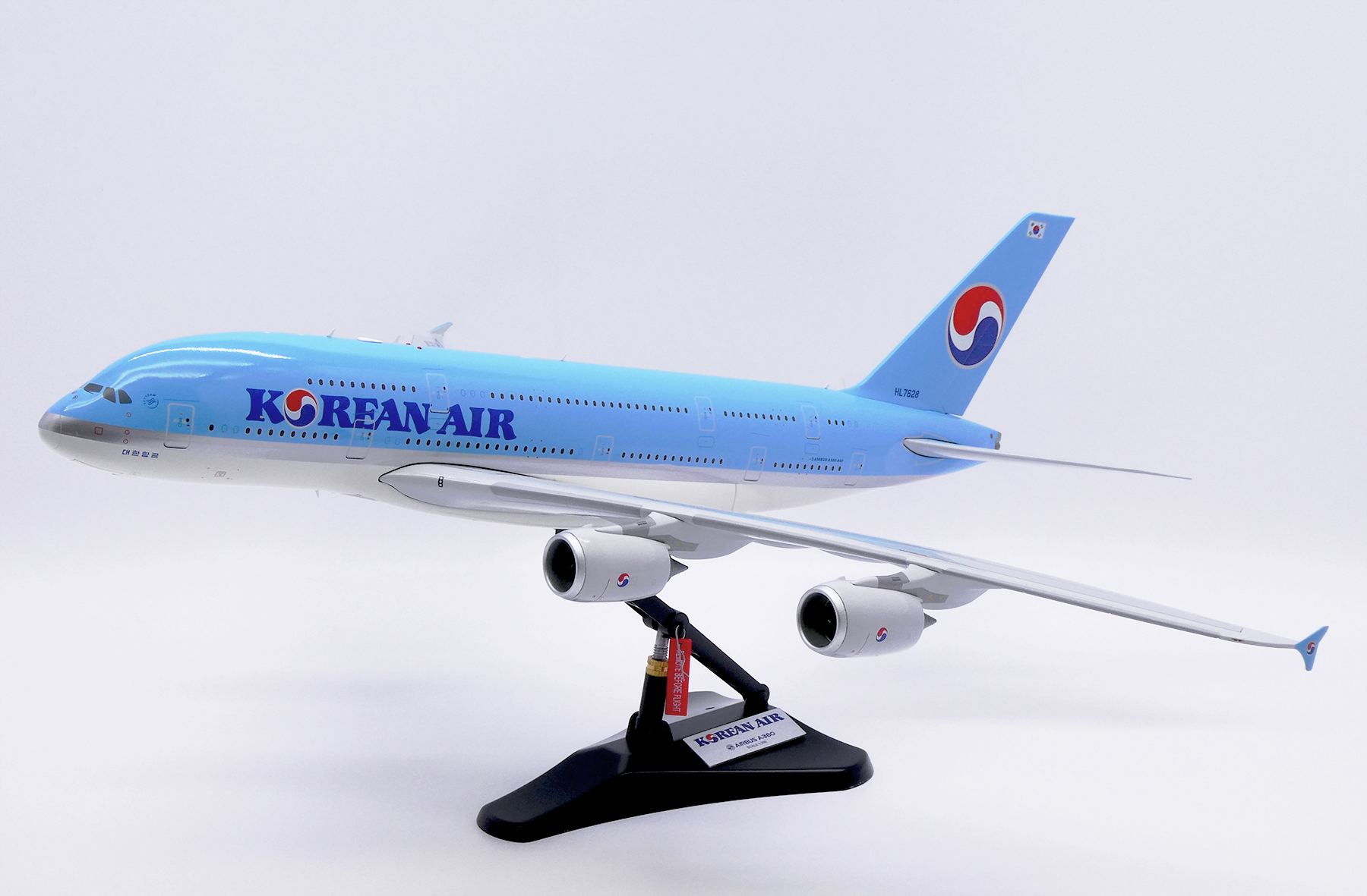 1/100 Korean Air Airbus A380-800 LARGE RESIN MODEL AIRCRAFT