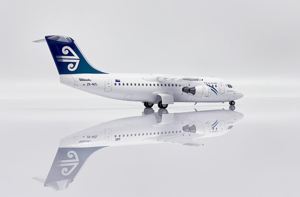 JC WINGS 1/200 BAe146-300 エア・ニュージーランドリンク JC WINGS 1/200 BAe146-300 エア・ニュージーランドリンク 模型