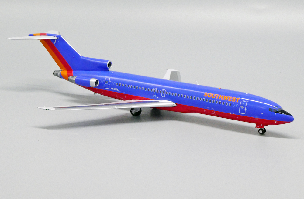 サウスウエスト航空 727-200 N566PE 1/200 サウスウエスト航空 727-200 N566PE 1/200 - メルカリ