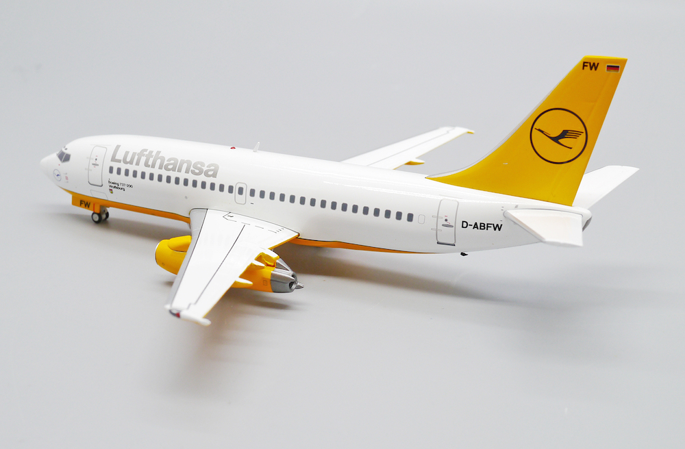 Boeing 737-200 Lufthansa - 