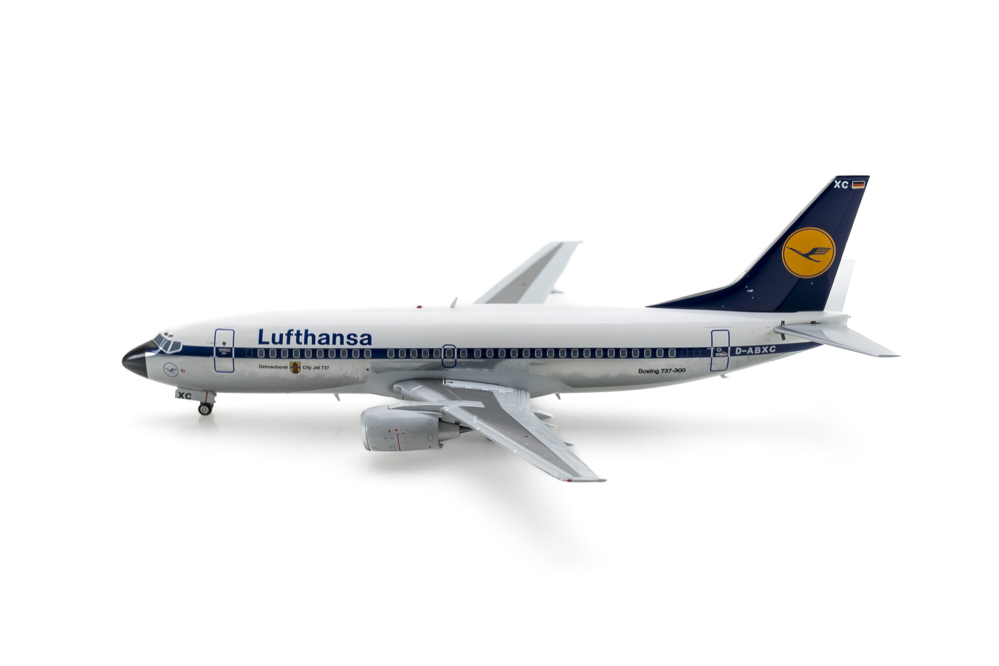 Boeing 737-300 Lufthansa Polished | Modelsnavigator.com