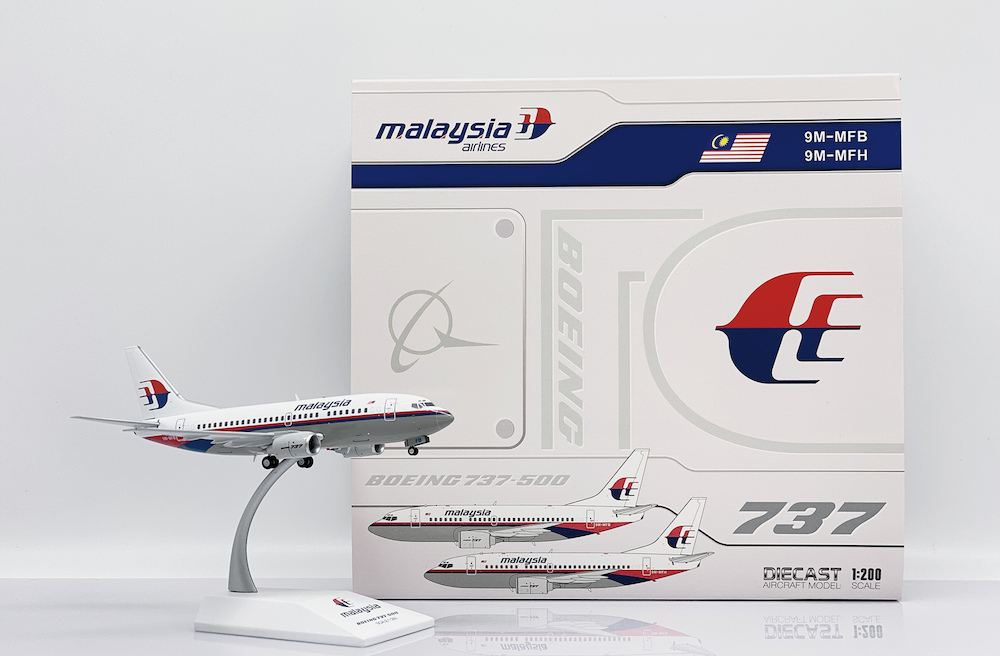 Boeing 737-500 Malaysia Airlines | Modelsnavigator.com