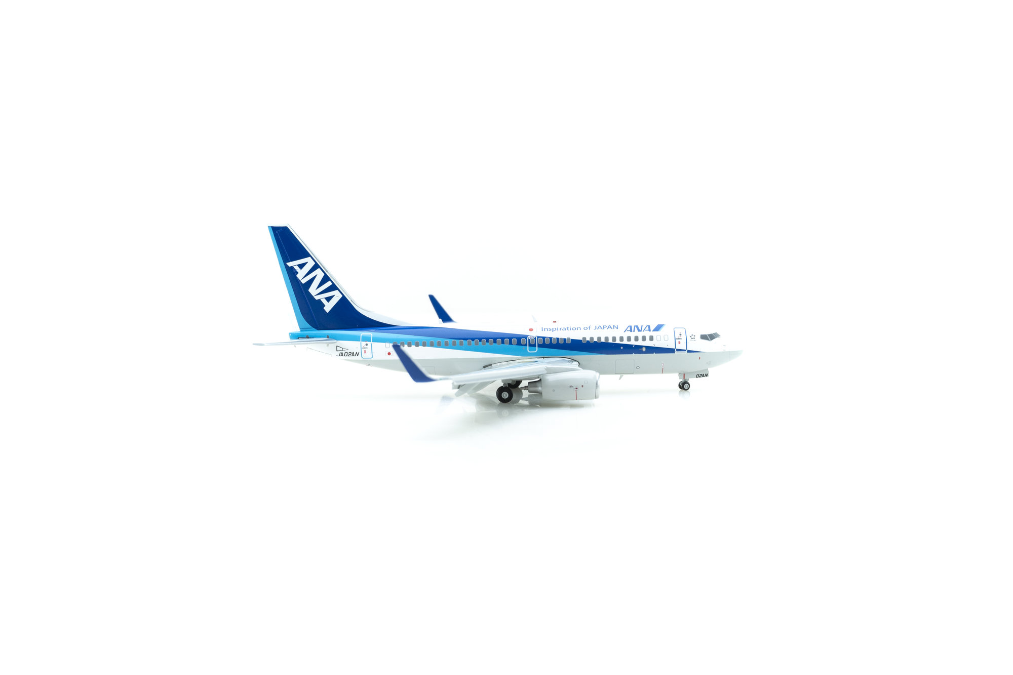 Boeing 737-700 ANA, flaps down, with limited edition