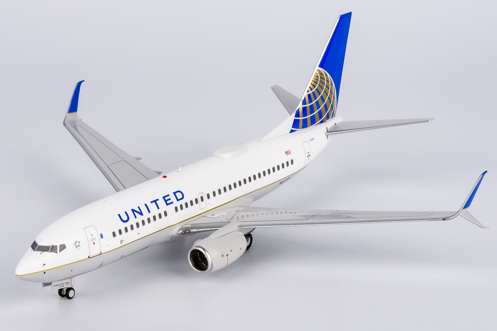 Boeing 737700 United Airlines