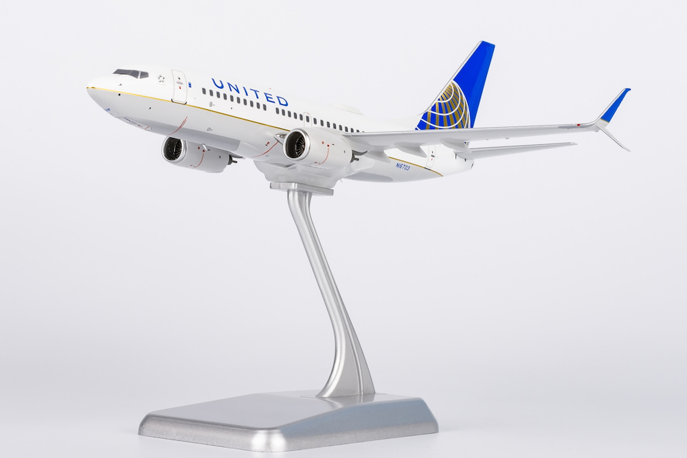 Boeing 737700 United Airlines