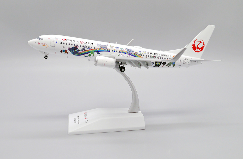 Boeing 737-800 Japan TransOcean Air 