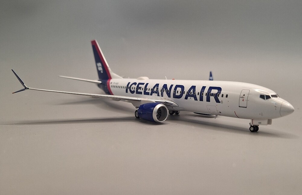 Boeing 737-8Max Icelandair TF-ICO | Modelsnavigator.com