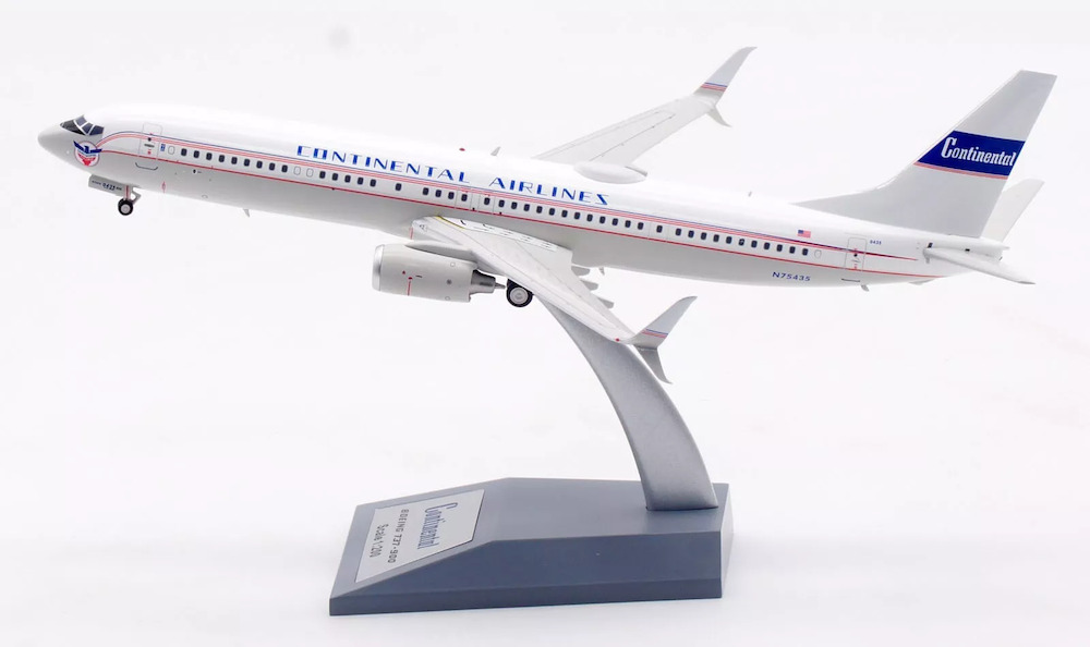 Boeing 737-900ER Continental Airlines / United Airlines