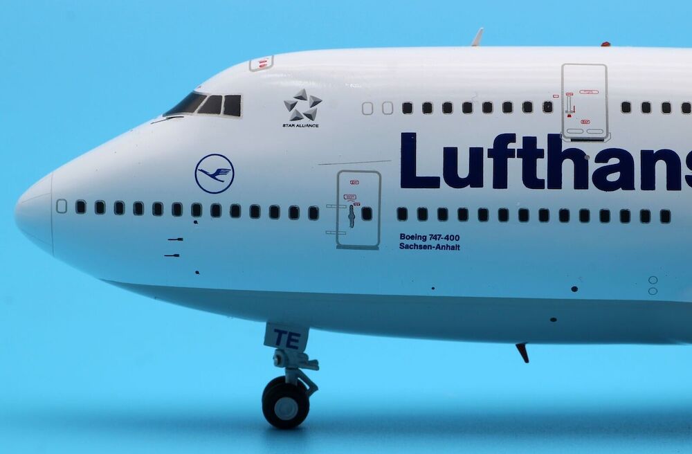 Boeing 747-400 Lufthansa | Modelsnavigator.com