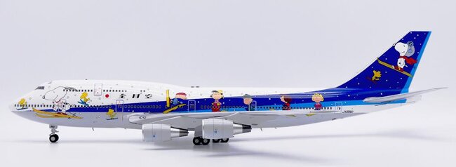 全日空 Boeing 747-481D モデル　SNOOPY 1/400 Boeing 747-400D All Nippon Airways 