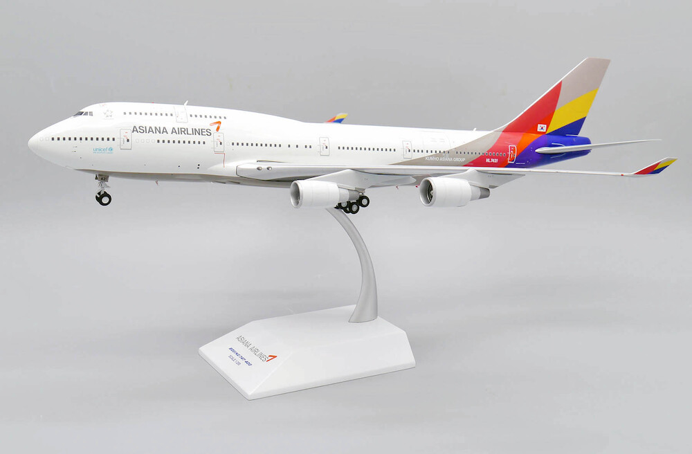 Boeing 747-400M Asiana Airlines | Modelsnavigator.com