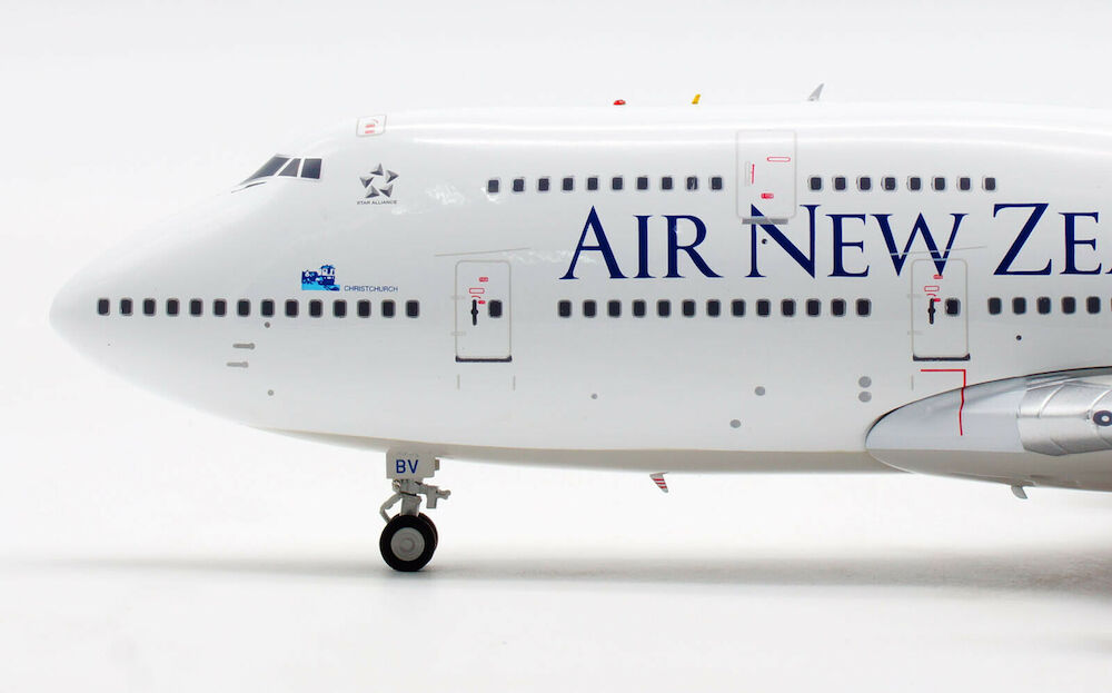 AIR NEWZEALAND B747-419 1/400 特別塗装機 AIR NEWZEALAND B747-419 1/400 特別塗装機 おもちゃ・ホビー