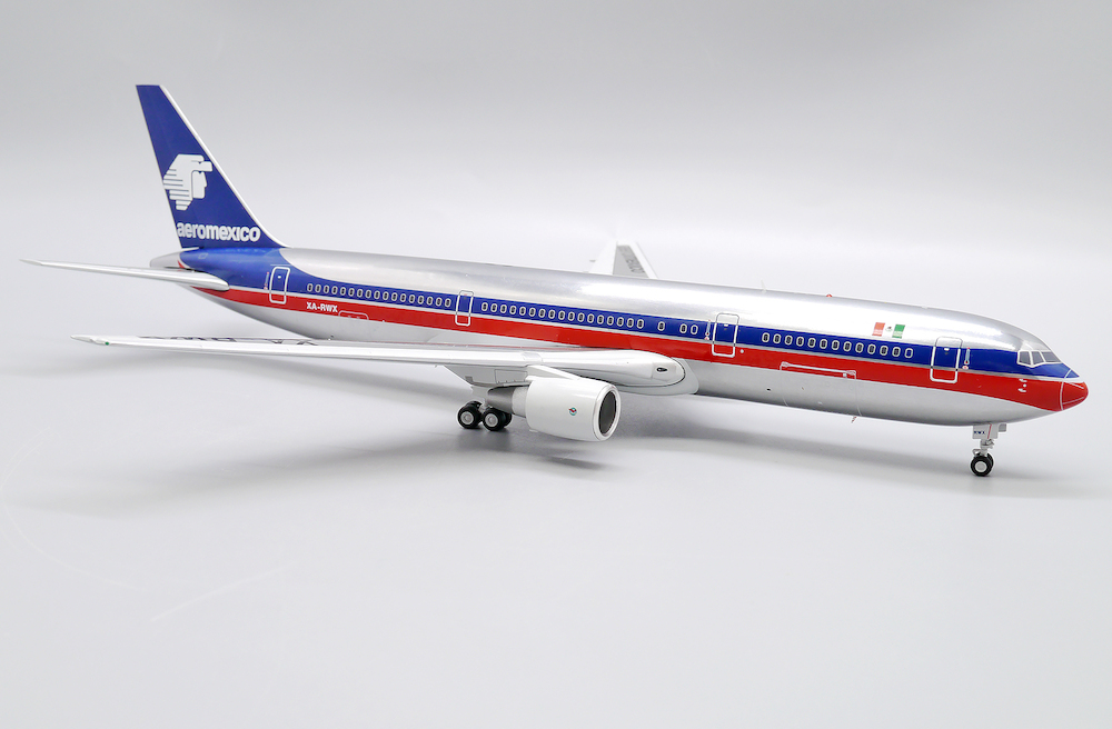 アエロメヒコ航空 767-300ER XA-APB 1/400 お取り寄せ商品】1/400 767-300ER アエロメヒコ航空 XA-APB