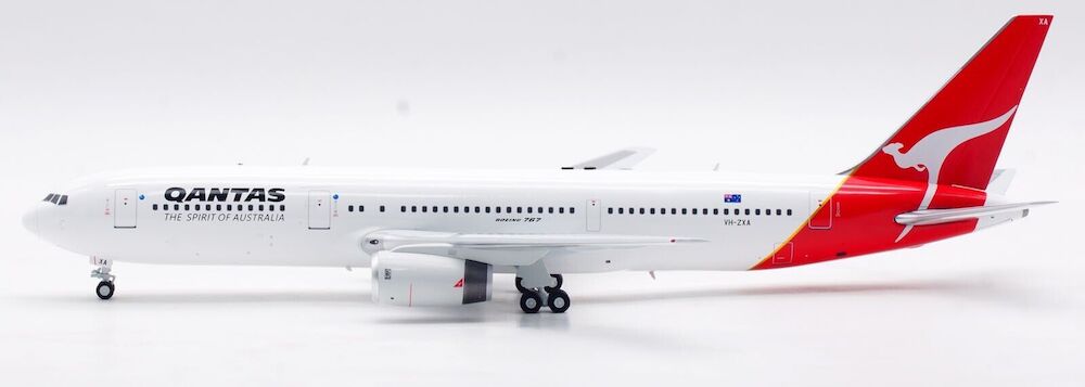 美品　Qantas B767-300 1/400スケールモデル　他4個セット Boeing 767-300ER Qantas | Modelsnavigator.com