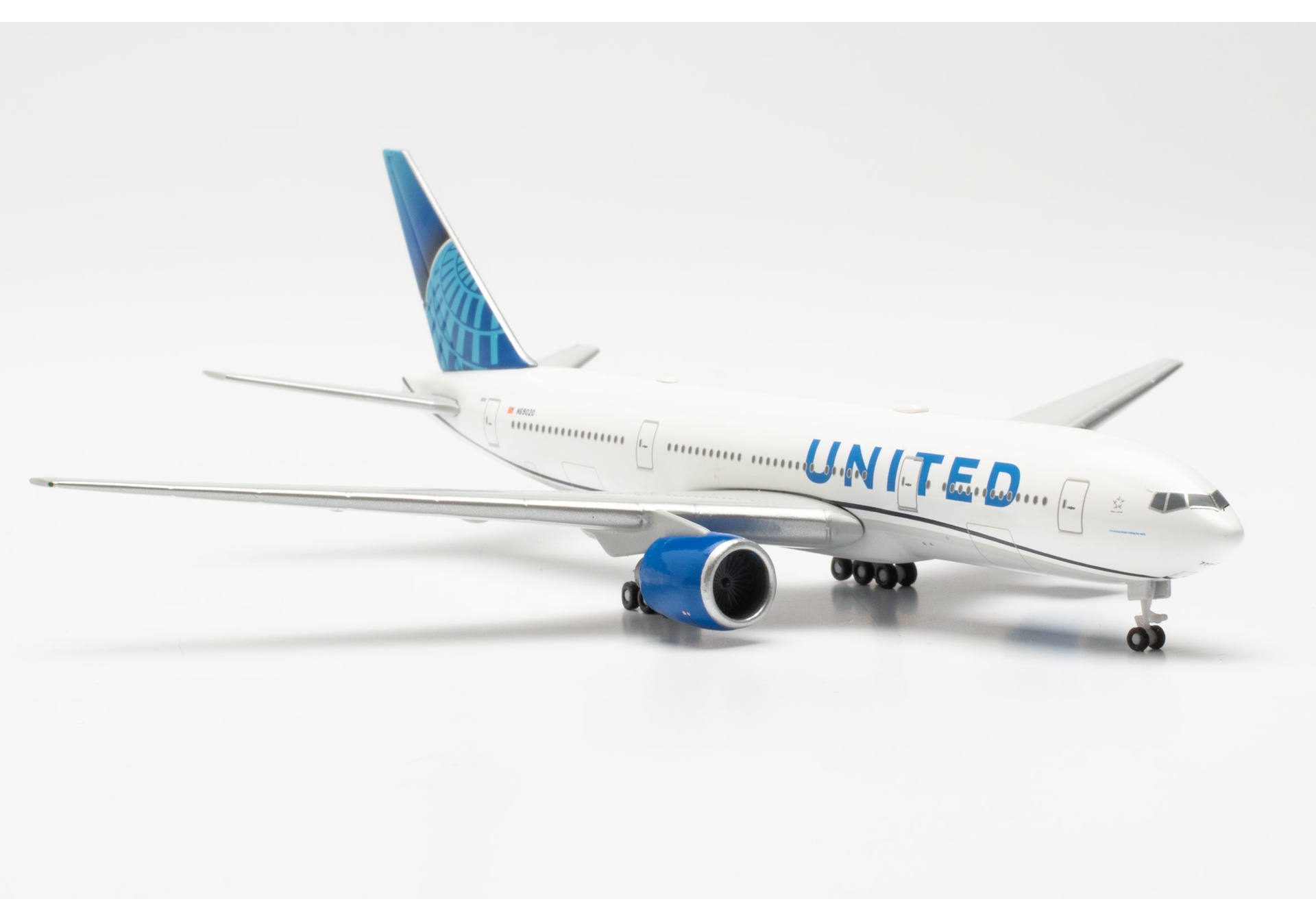 Boeing 777200 United Airlines
