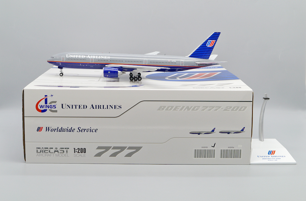 Boeing 777-200 United Airlines 