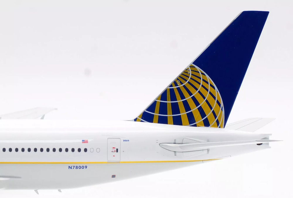 Boeing 777-200ER United Airlines | Modelsnavigator.com