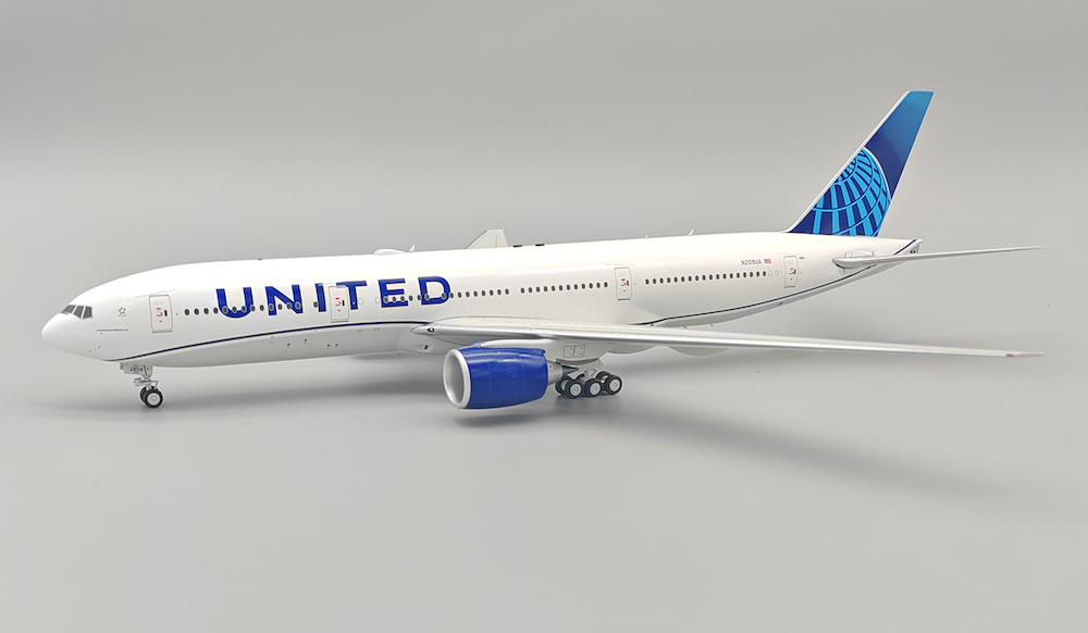 Boeing 777222ER United Airlines