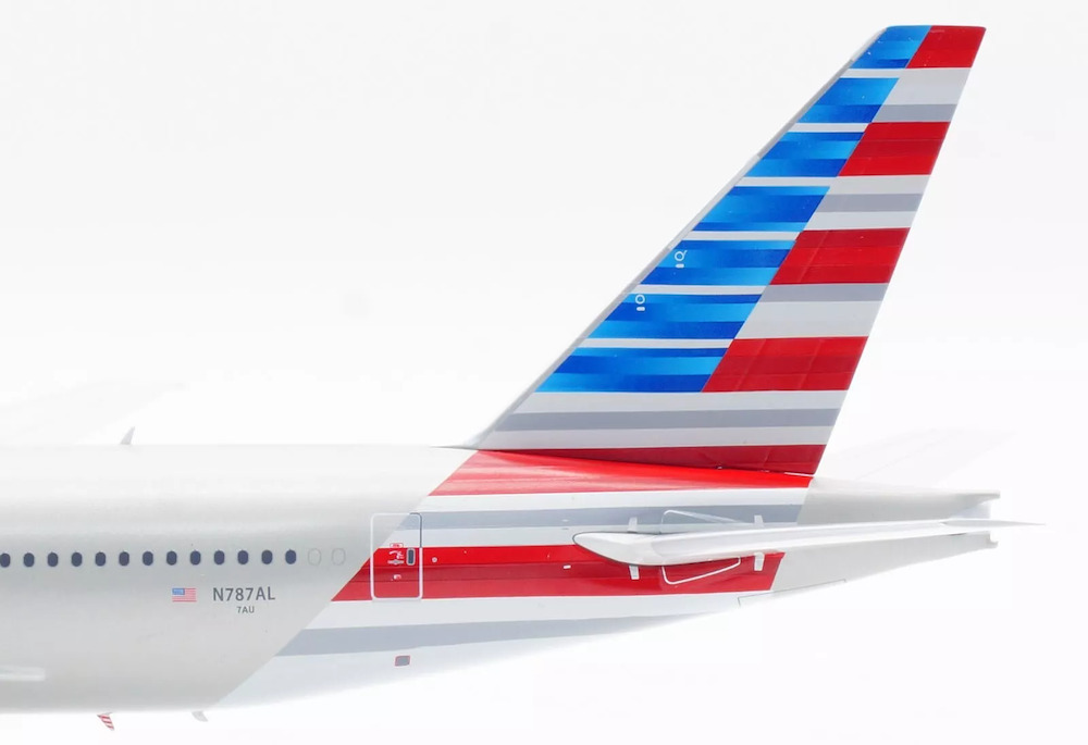Boeing 777223ER American Airlines