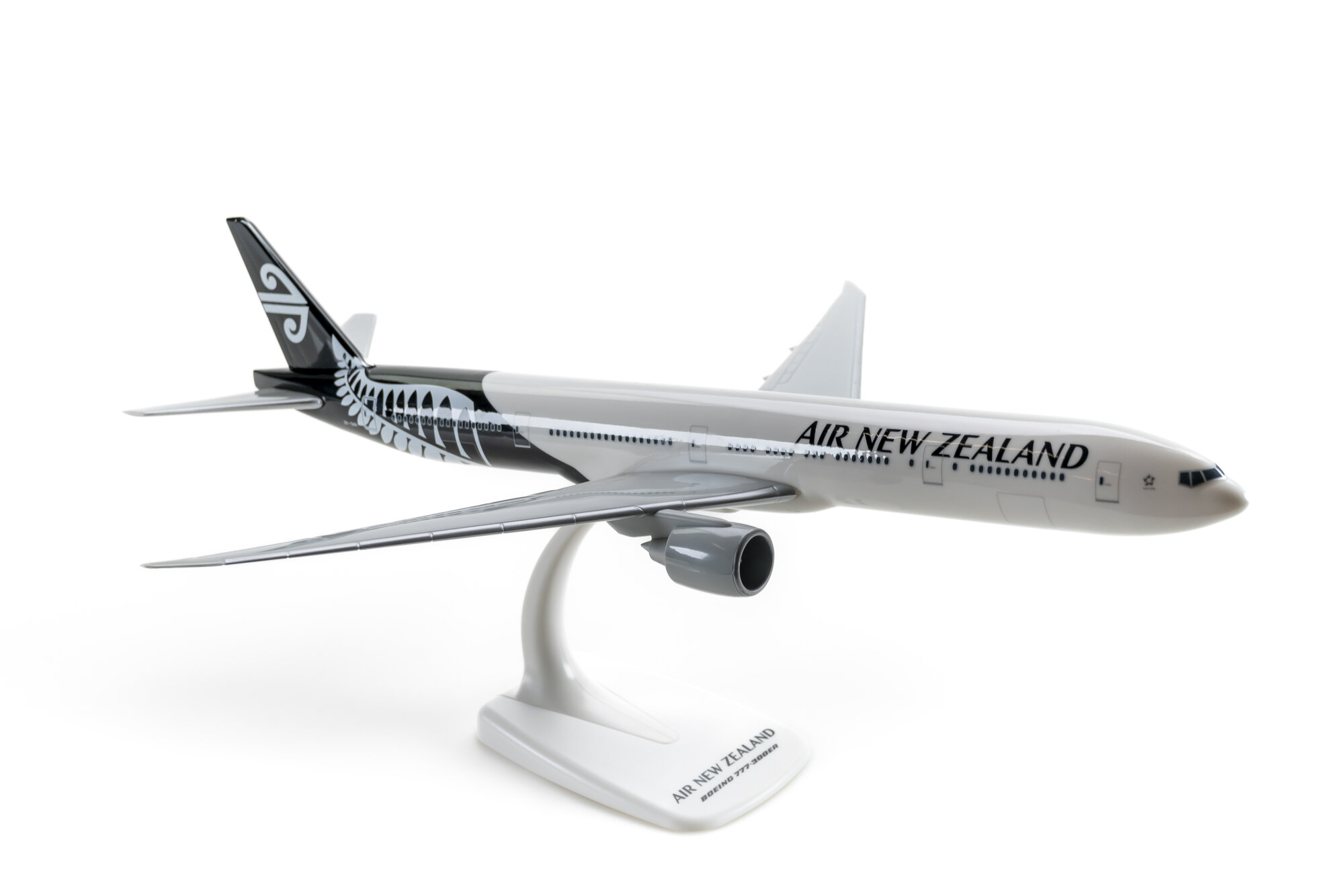 Boeing 777-300ER Air New Zealand | Modelsnavigator.com