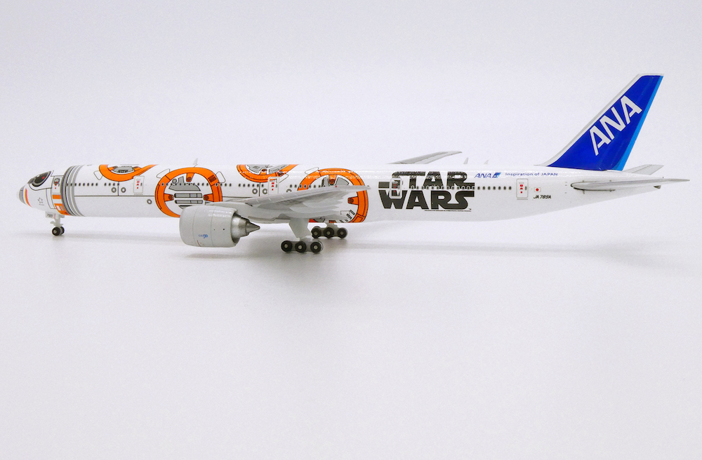 1/200 B777-300ER ANA STAR WARS/スターウォーズ BB-8 JA789A [NH20094] 全日空商事/中古｜4961506200942｜模型・プラモデルの通販専門  エルロン