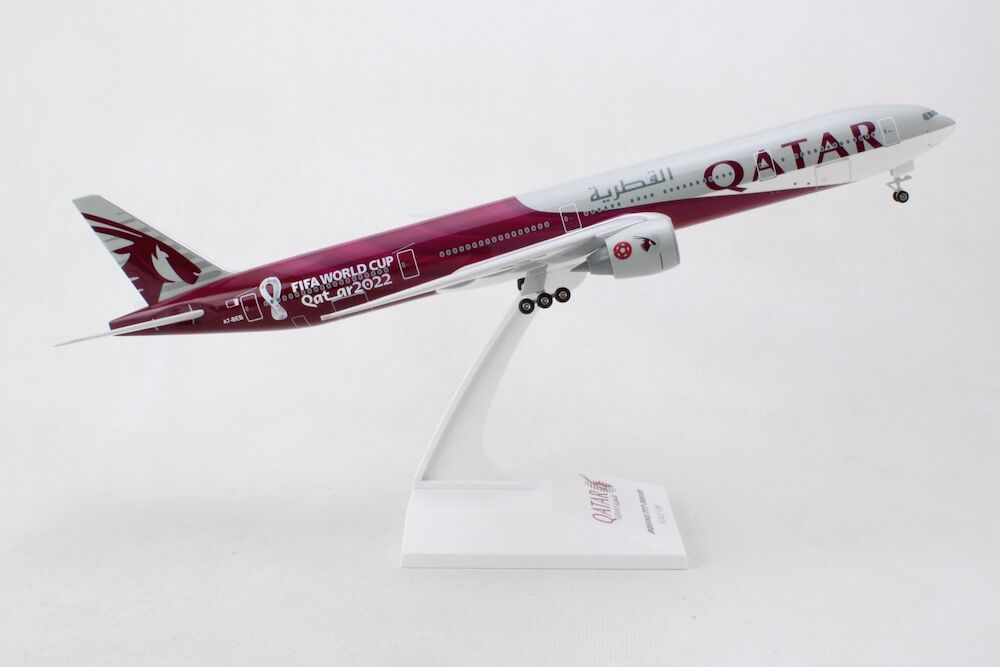 Boeing 777-300ER Qatar Airways 