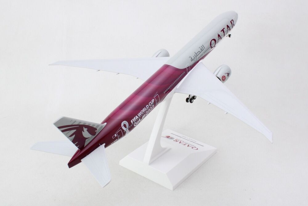 Boeing 777-300ER Qatar Airways 