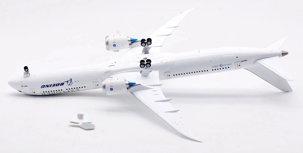 公式サイト - ハイブランドの新作が続々登場 Boeing 787-10 Color House Boeing Dreamliner 航空機・ヘリコプター