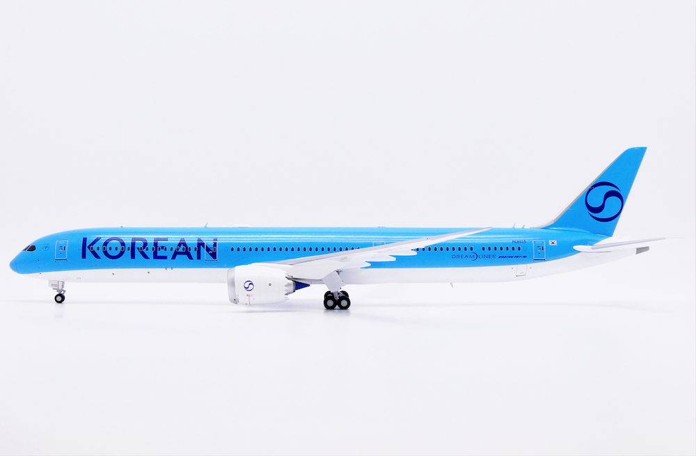 Boeing 787-10 Dreamliner New Colors | Modelsnavigator.com